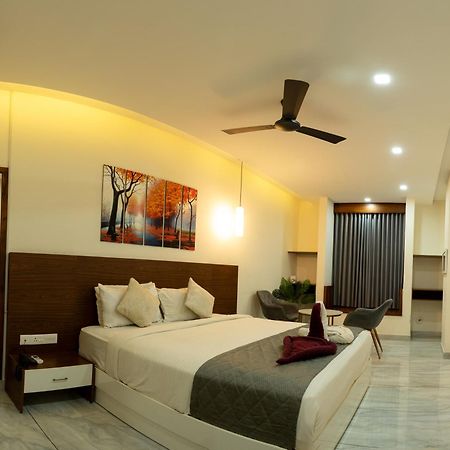 Miracle Hotel And Resorts Calicut Eksteriør billede