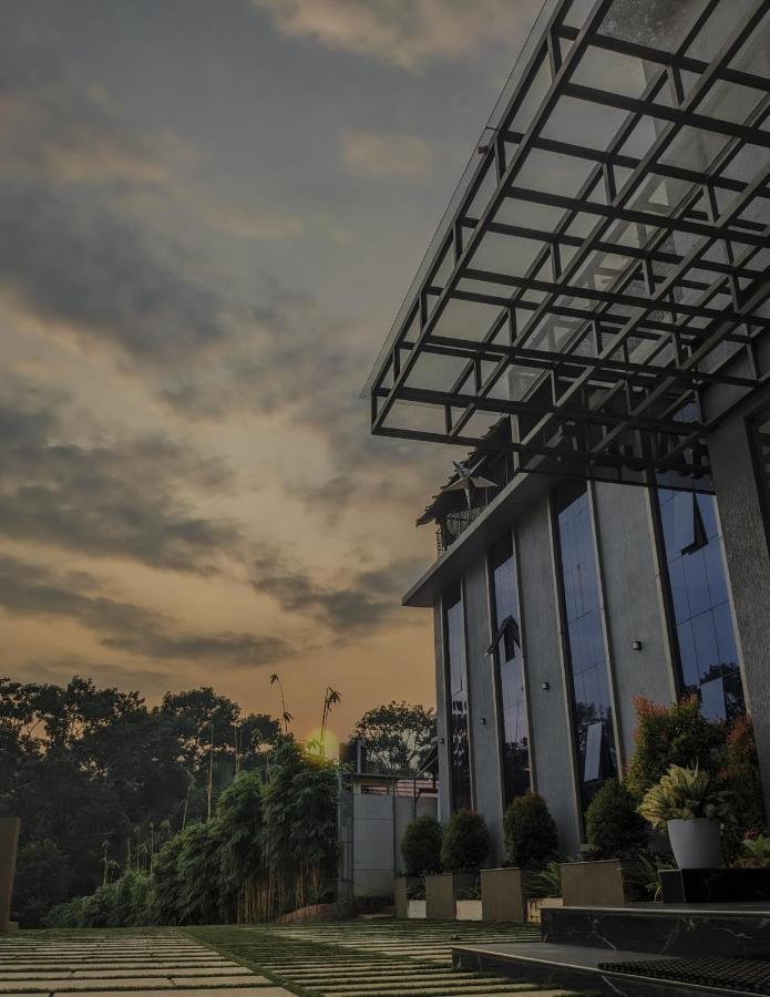 Miracle Hotel And Resorts Calicut Eksteriør billede