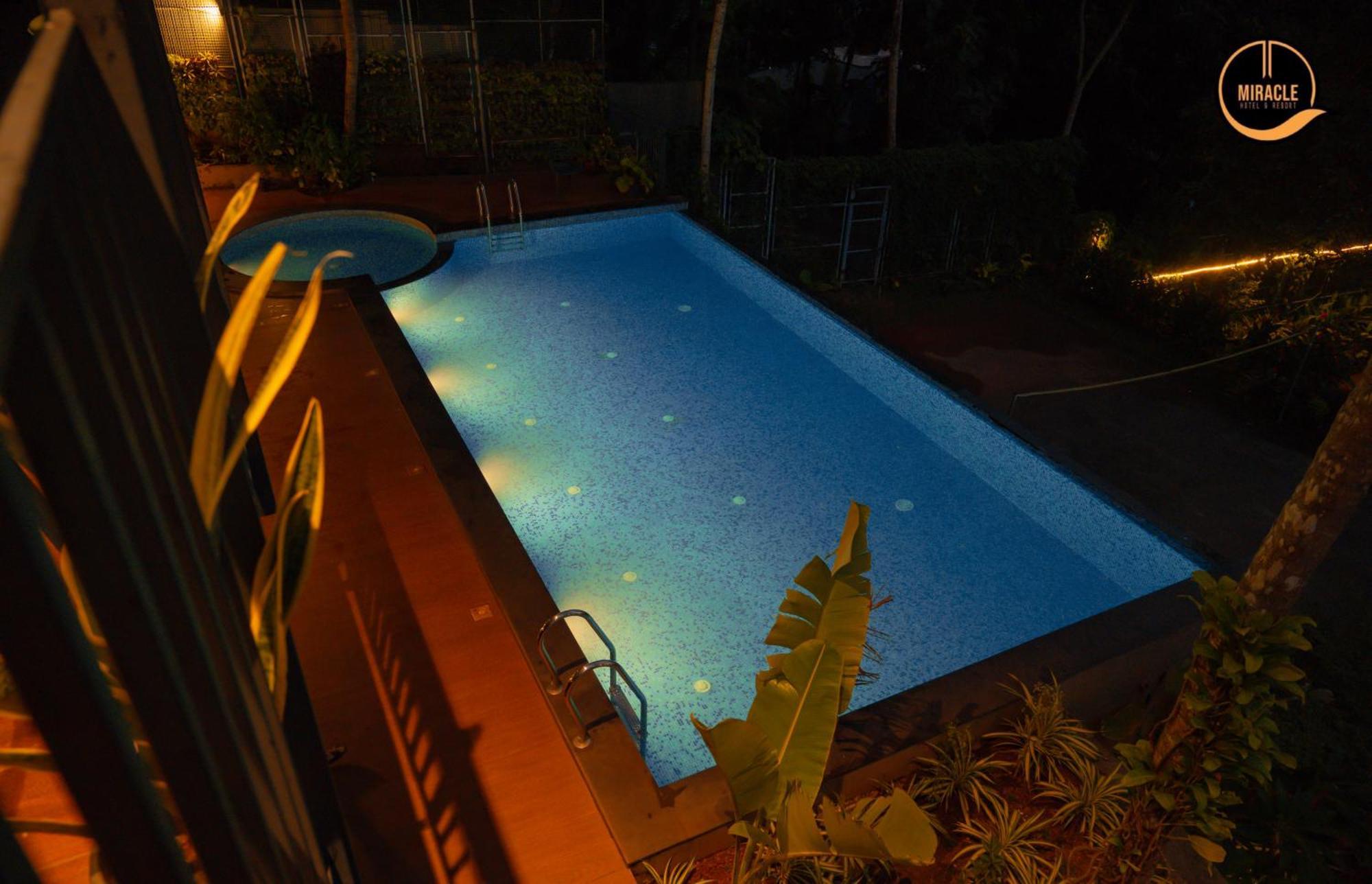 Miracle Hotel And Resorts Calicut Eksteriør billede