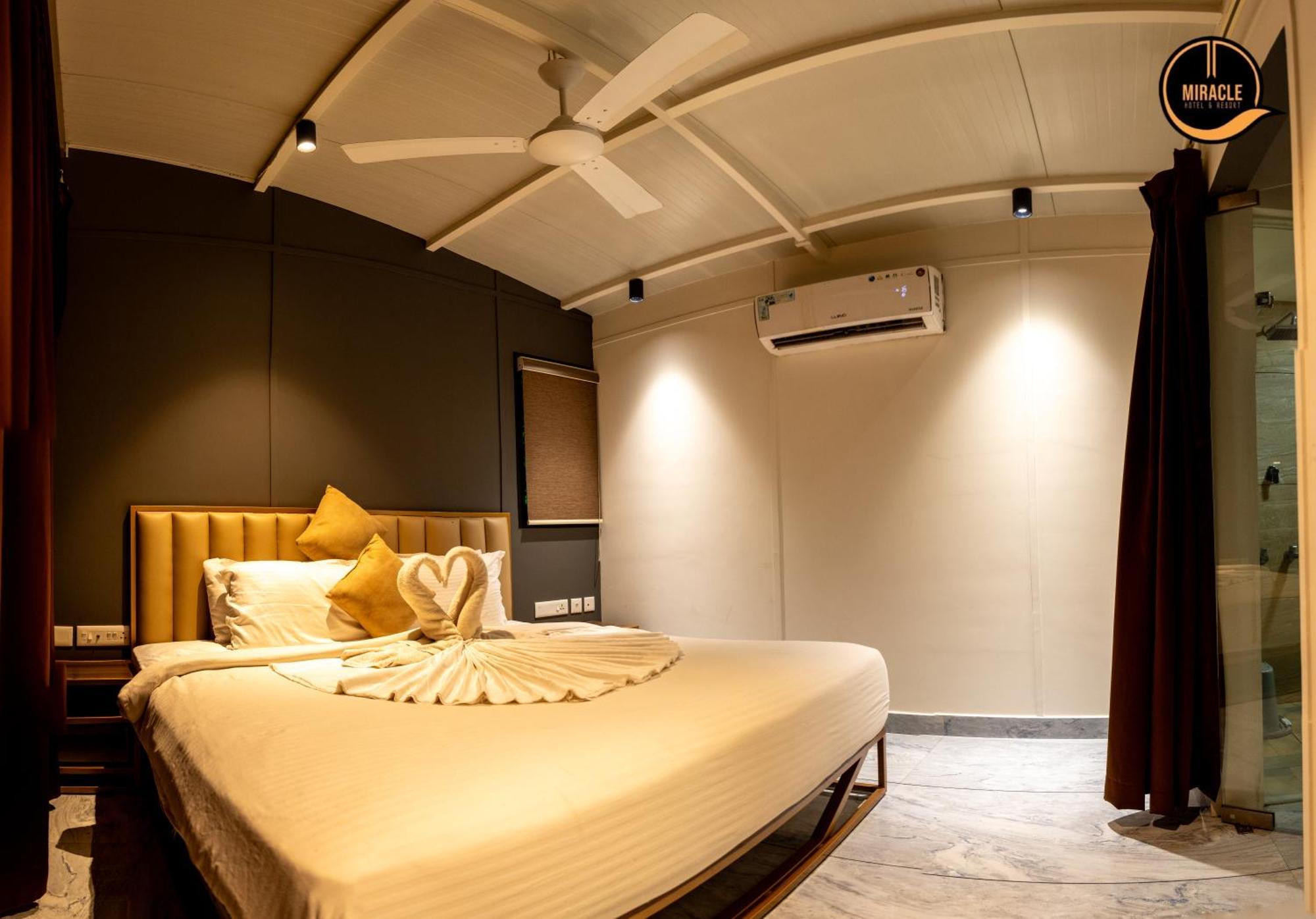 Miracle Hotel And Resorts Calicut Eksteriør billede